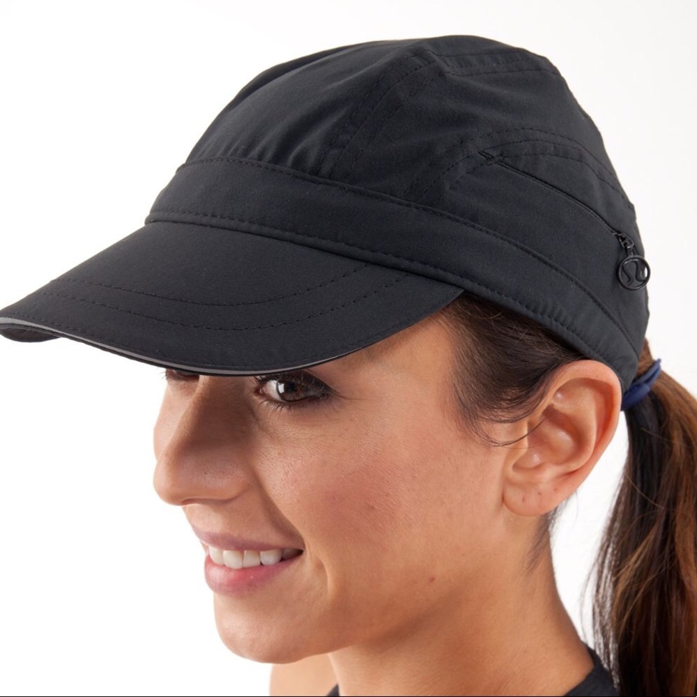 Lululemon Speedy Run Hat !!